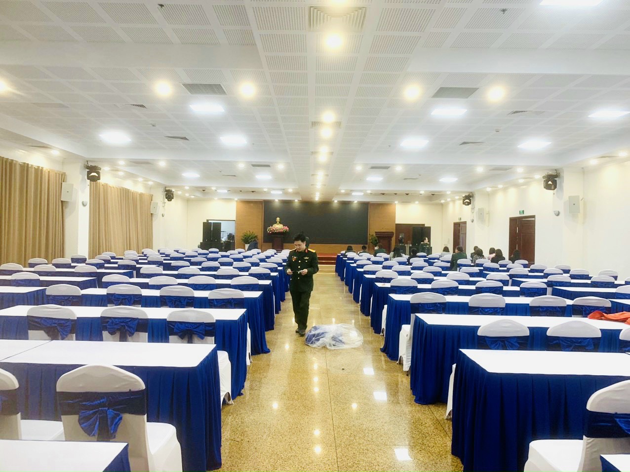 Sản phẩm cung cấp cho phòng hội nghị Nhà khách Bộ Quốc phòng