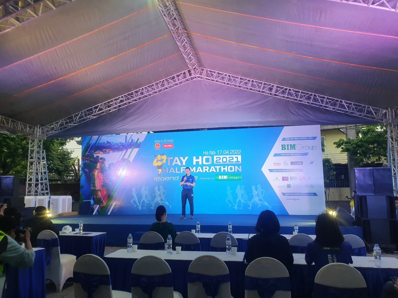 Giải chạy maraton Tây Hồ 2021