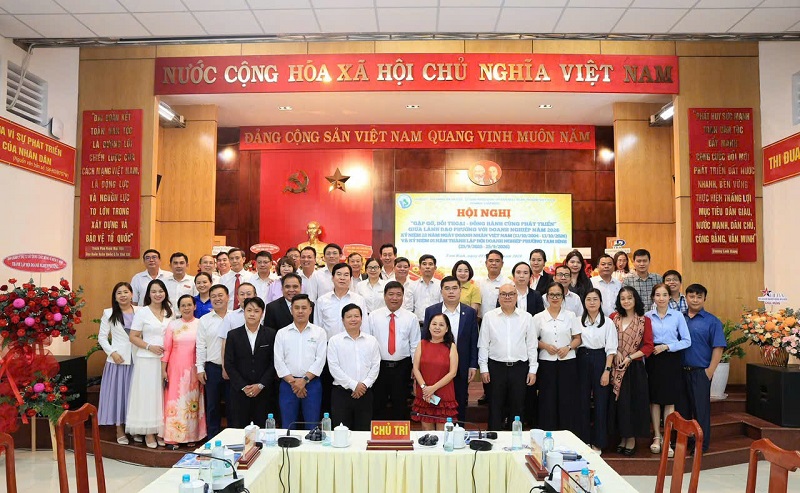 LÊ GIA PHÁT ĐỒNG HÀNH CÙNG ĐỊA PHƯƠNG TRÊN CON ĐƯỜNG PHÁT TRIỂN