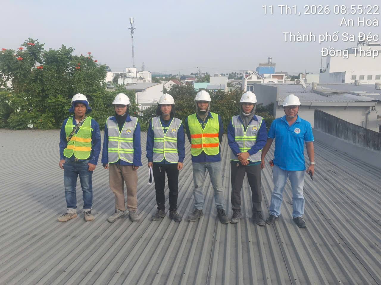 DỰ ÁN ĐIỆN MẶT TRỜI ĐANG TRIỂN KHAI TẠI SA ĐÉC – CHẢ CÁ HẠNH HÙNG 92,82KWP – LÊ GIA PHÁT