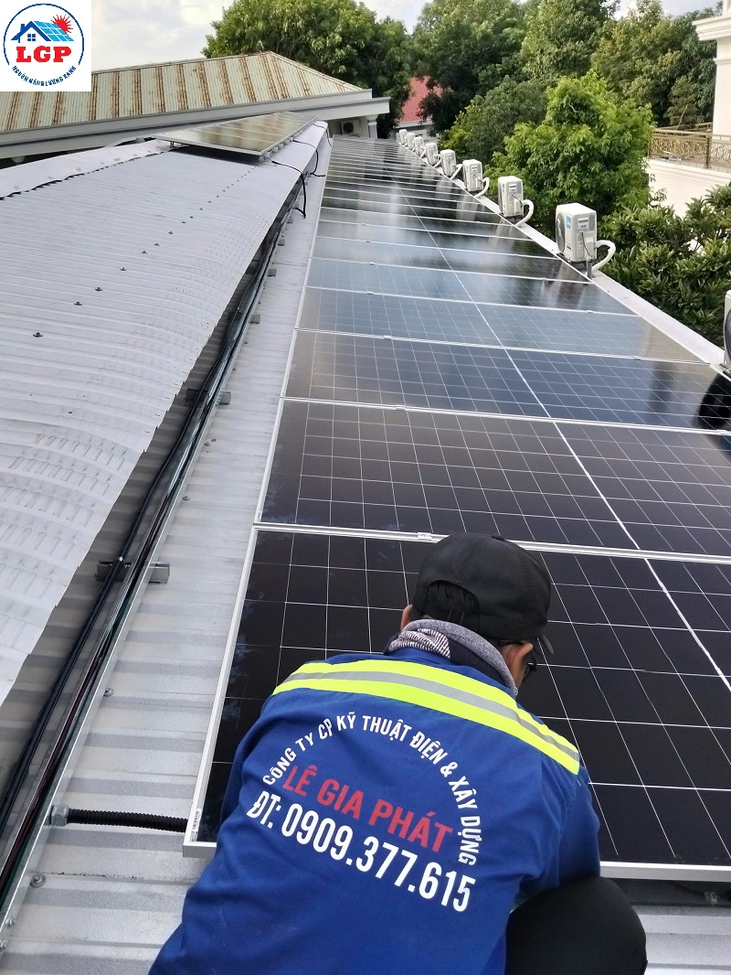 HOÀN THÀNH HỆ THỐNG ĐIỆN MẶT TRỜI 6,2kWp KẾT HỢP PIN LƯU TRỮ CHO HỘ GIA ĐÌNH