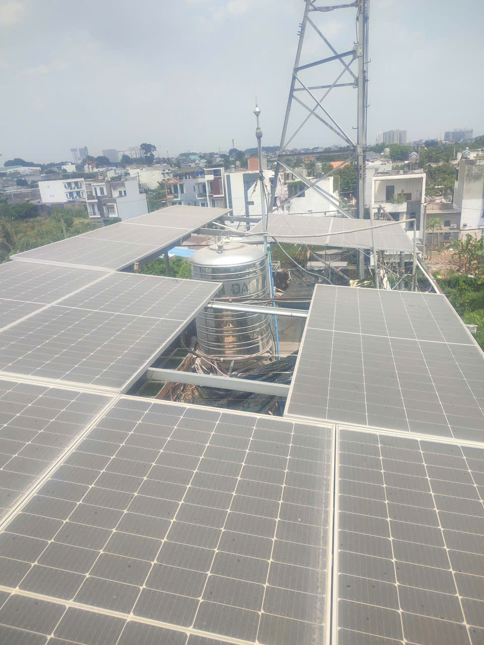 Nhà tôi nên lắp điện mặt trời 5kW hay 10kW?