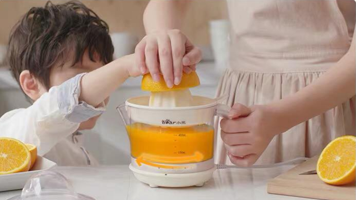 Mẹo vệ sinh máy vắt cam dễ dàng nhanh chóng.