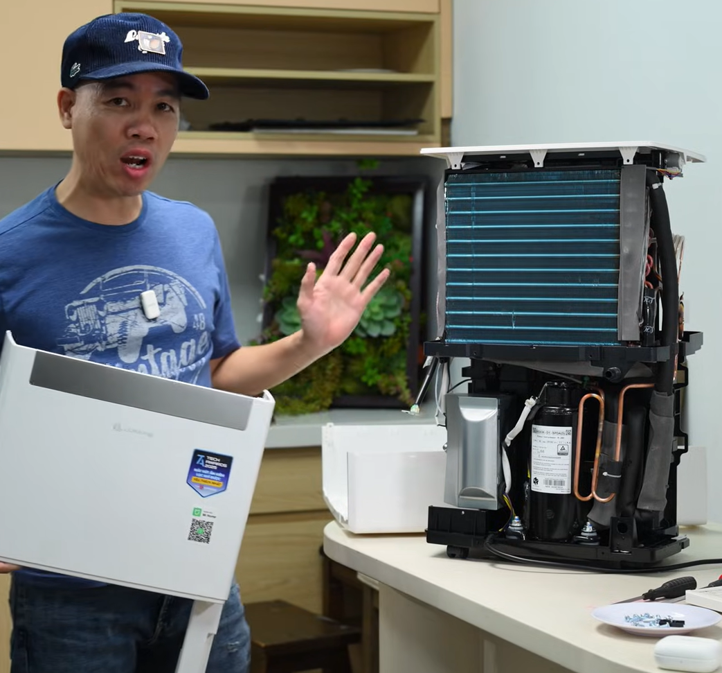 Mổ bụng máy hút ẩm kiêm lọc không khí Lumias D6S - 30L - phơi bày sự thật