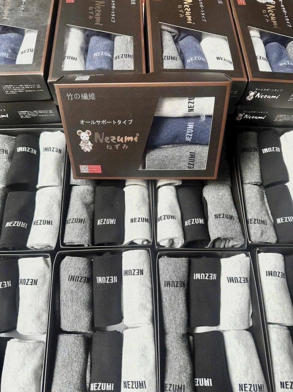 TẤT NEZUMI NHẬT BẢN