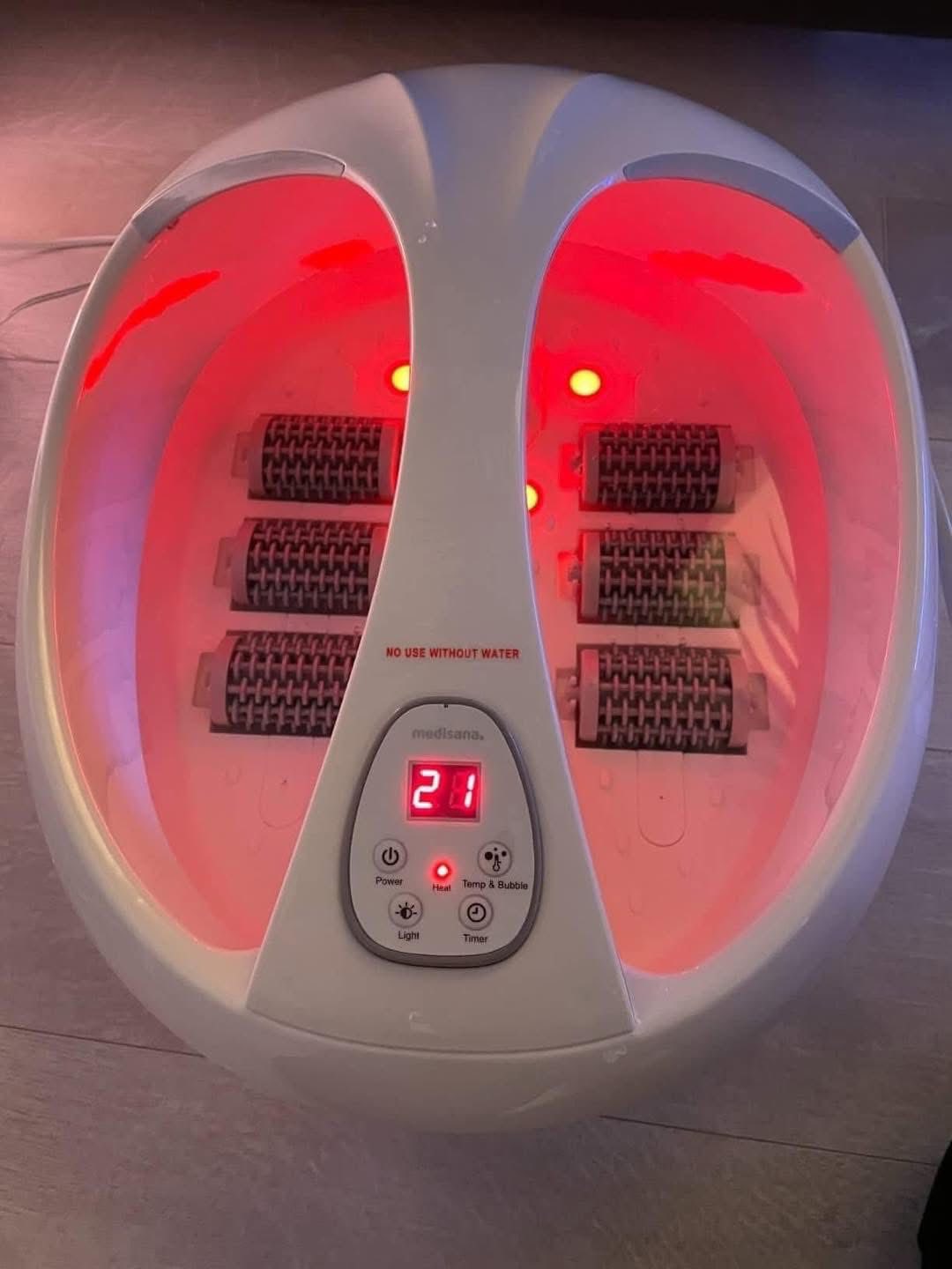 BỒN MASSAGE CHÂN MEDISANA FS888