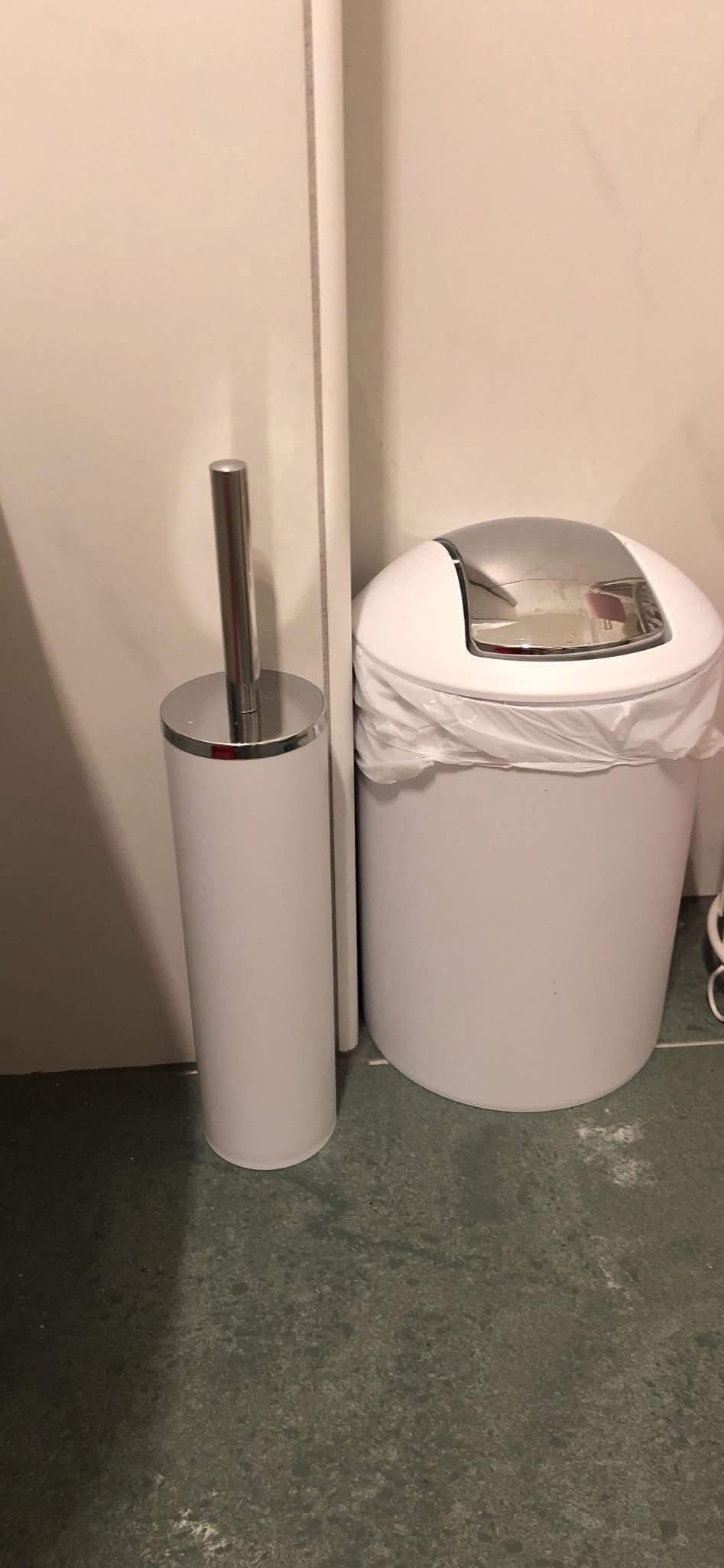 BỘ DỤNG CỤ PHÒNG TẮM WENKO