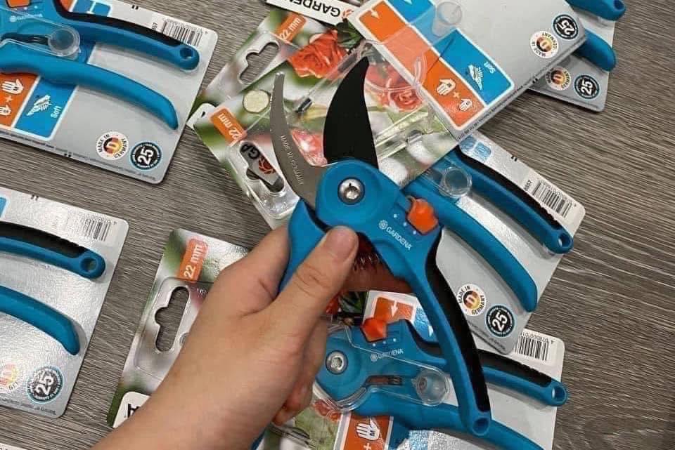 KÉO CẮT CÀNH GARDENA