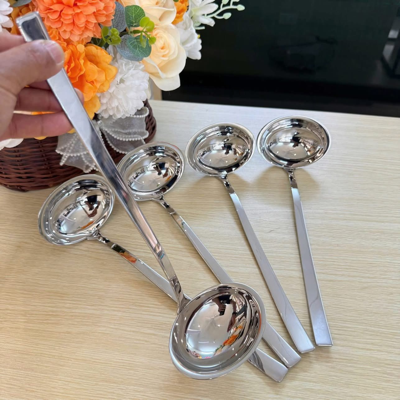 Muôi Canh Zwilling 30cm – Sang Trọng & Tiện Lợi