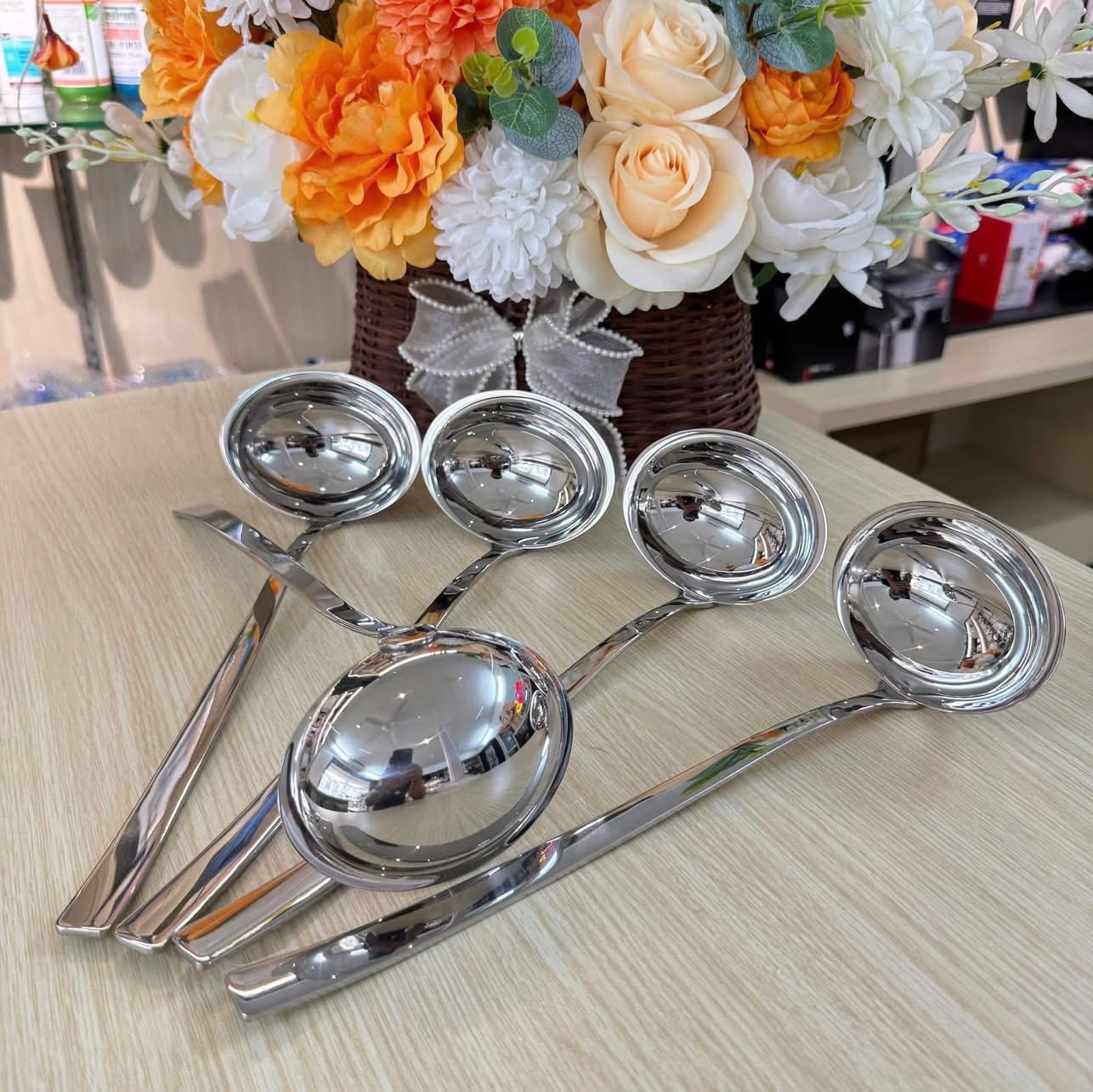 Muôi Canh Zwilling 30cm – Sang Trọng & Tiện Lợi