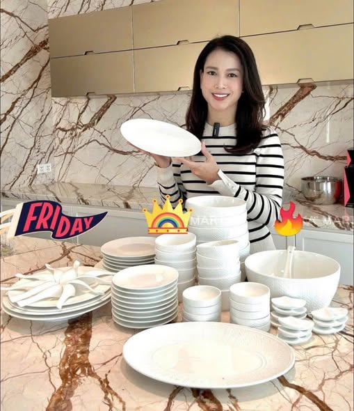 Bộ bát sứ Royal Berlin 72 món