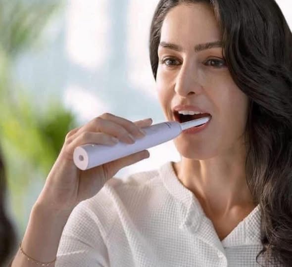 Bàn chải đánh răng điện Philips Soniccare HX3675/15 (set 2c)