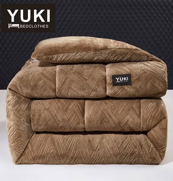 Chăn Yuki Royal 2,0m x 2,3m, 4,5kg (hết số 5,6,7,9)
