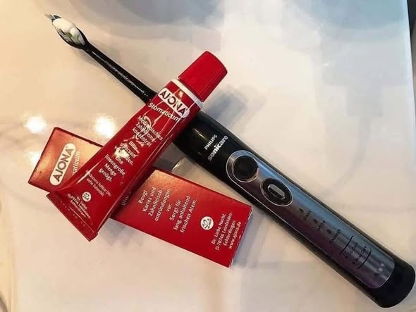 Kem đánh răng AJONA LOẠI BỎ CAO VÀ CHỐNG VIÊM