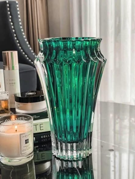 LỌ HOA ROGASKA CROWN JEWEL 25,5CM (MÀU)