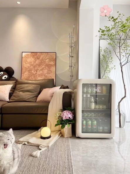 Tủ lạnh Retro HCK 115L (Kem, Cánh kính chống bức xạ)