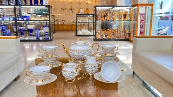 BỘ TRÀ SỨ MẠ VÀNG MEN NGỌC TRAI TIỆP KHẮC NỔI TIẾNG (HÀNG CAO CẤP)