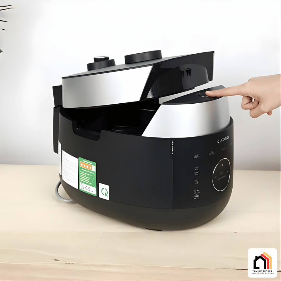 Cuckoo 1.8l CRP-LHTR1009F/BKSIVNCV - Nồi cơm áp suất cao tần tại Vua Nhà Bếp Đức 08