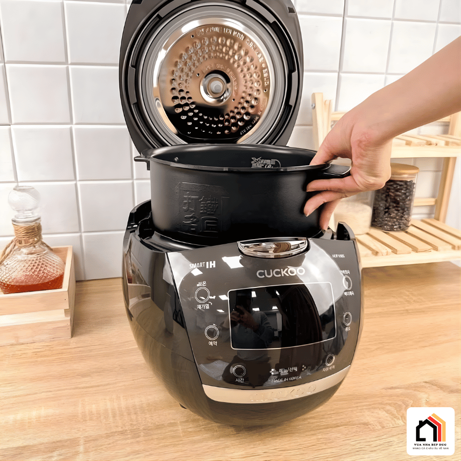 Cuckoo CRP-HUF10BS 1,8 lít - Nồi Cơm Điện Cao Tần Cucko tại Vua Nhà Bếp Đức 04