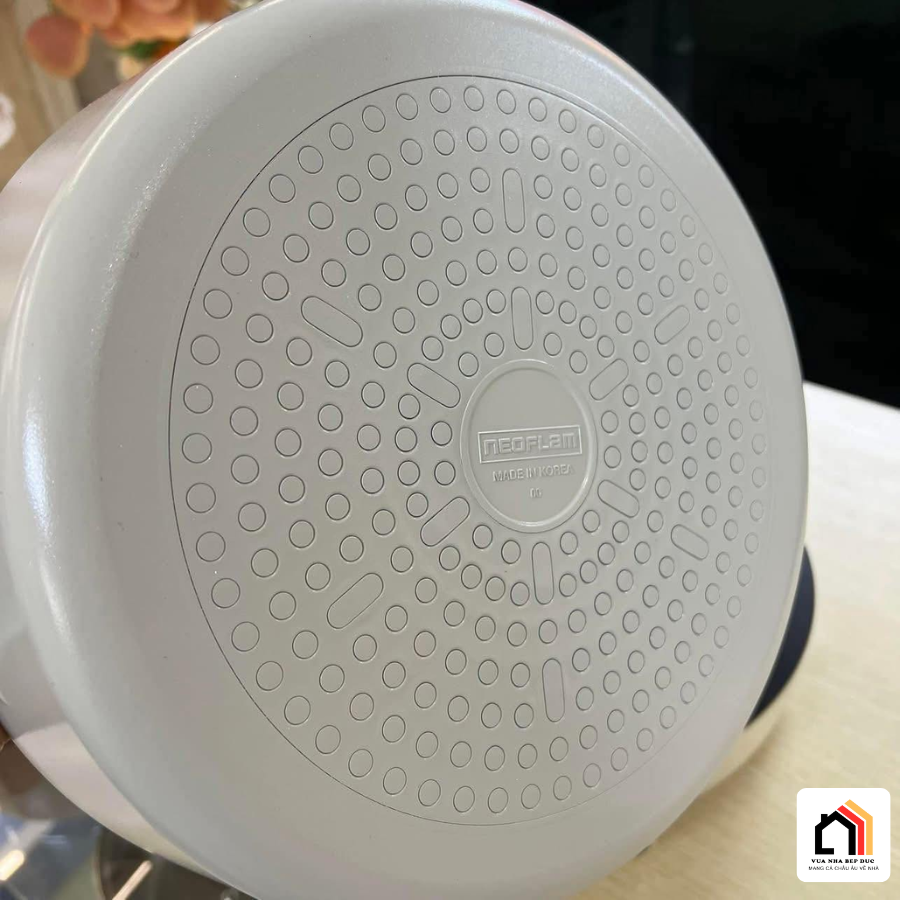 Nồi lẩu Fika size 26cm, dung tích 5,4 lít tại Vua Nhà Bếp Đức 07