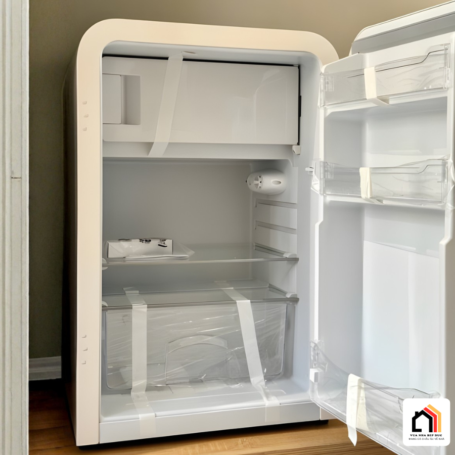 Tủ lạnh Retro HCK 107L phiên bản EU (kem, xanh mint, trắng) tại Vua Nhà Bếp Đức 10
