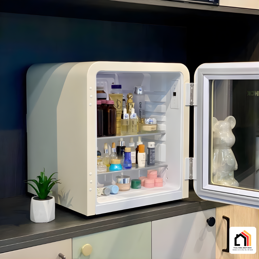 TỦ LẠNH MỸ PHẨM & ĐỒ UỐNG HCK 48L TẠI VUA NHÀ BẾP ĐỨC 04