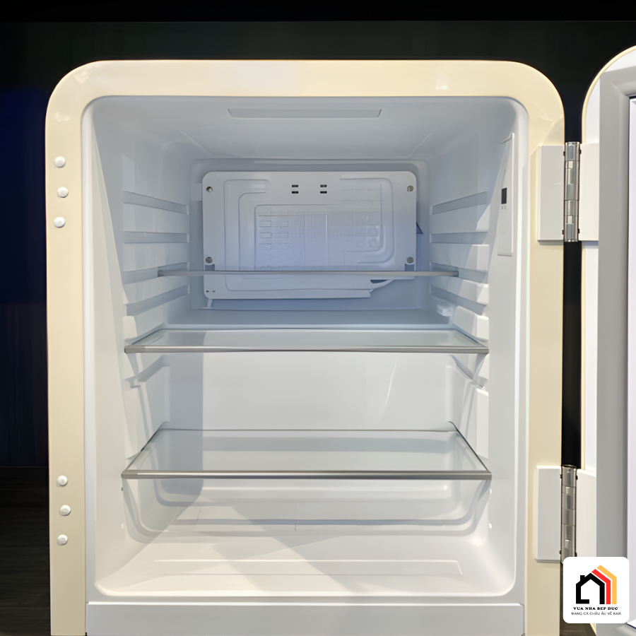 TỦ LẠNH MỸ PHẨM & ĐỒ UỐNG HCK 48L TẠI VUA NHÀ BẾP ĐỨC 06