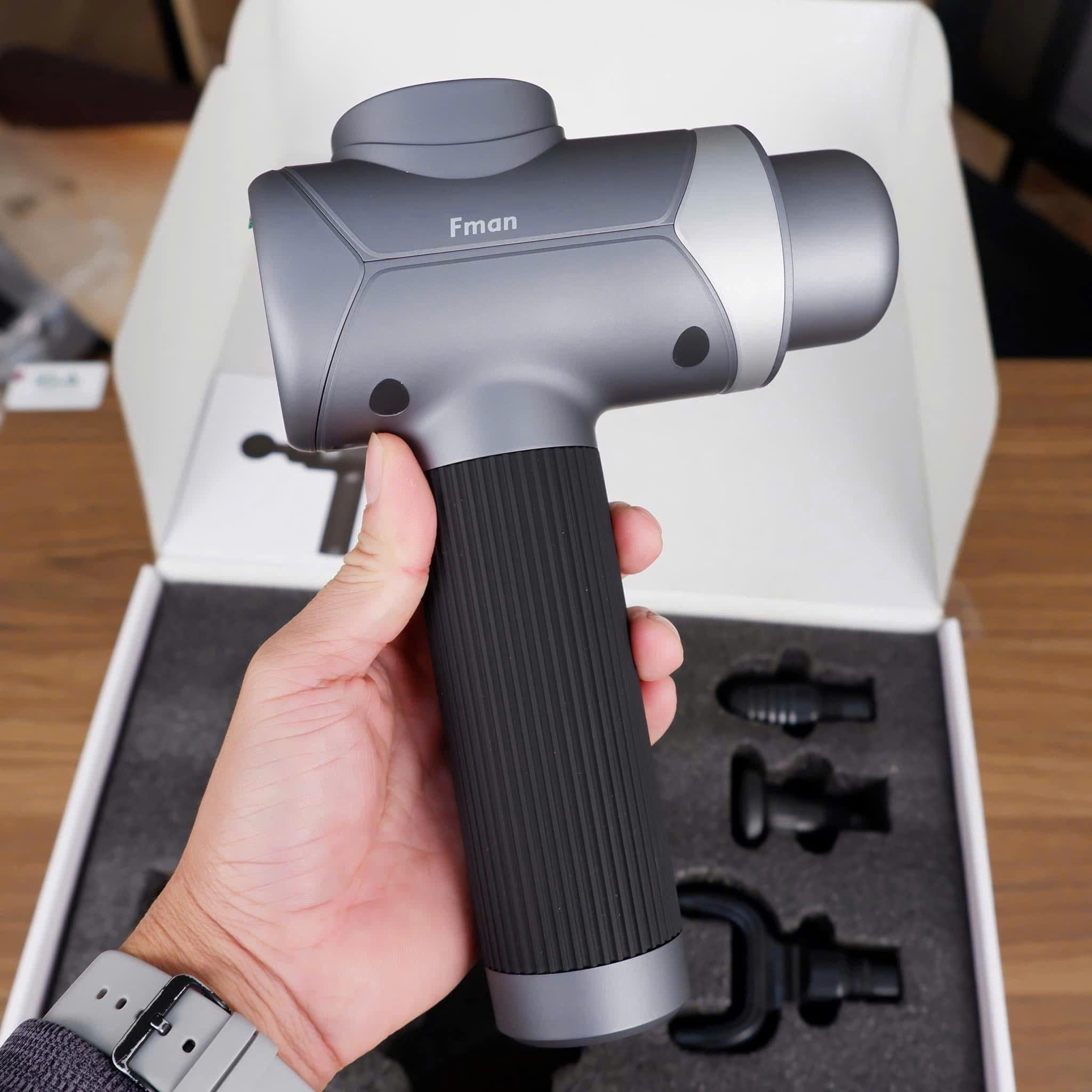 Súng Massage cầm tay Fman M1