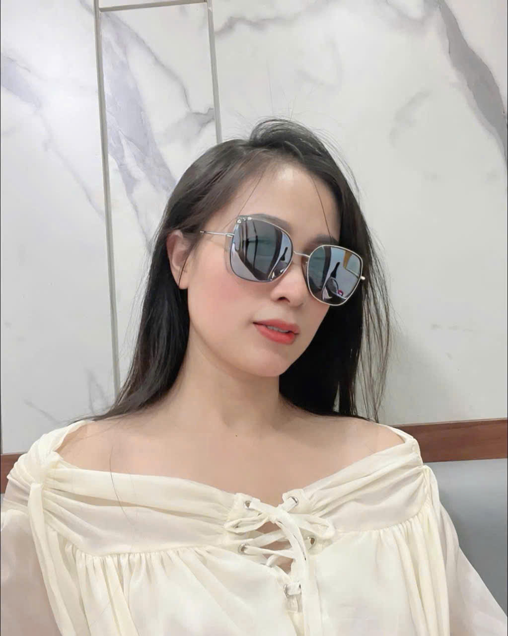 Kính râm Mecerdes mắt xám khói siêu cool ngầu