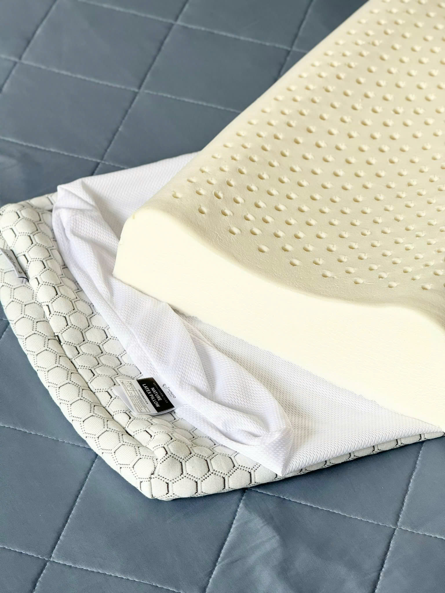 Gối kaiyo làm bằng cao su non