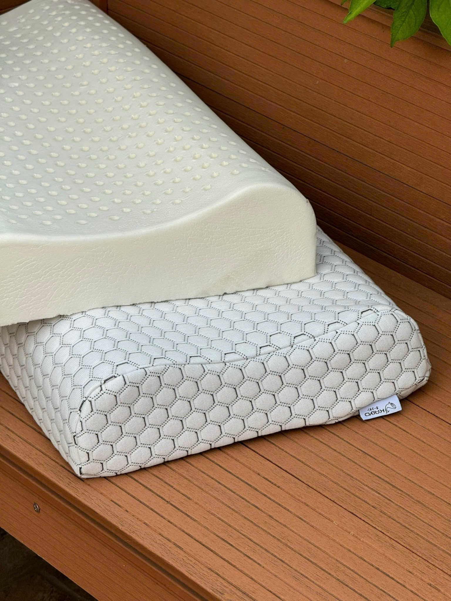 Gối kaiyo làm bằng cao su non