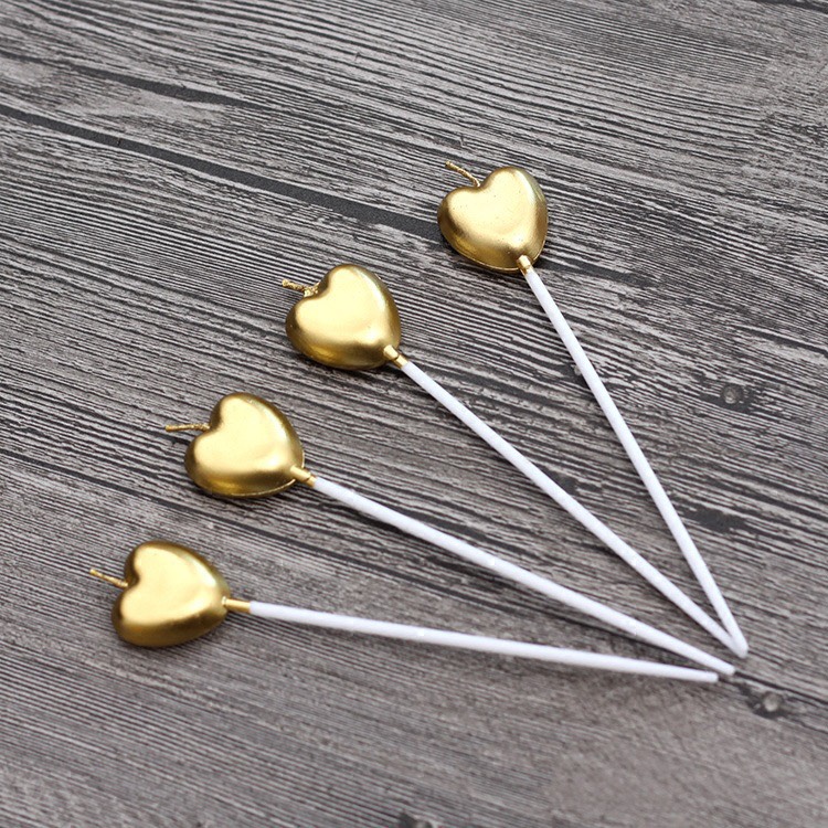 เทียนรูปหัวใจเคลือบทอง 4 ดวง