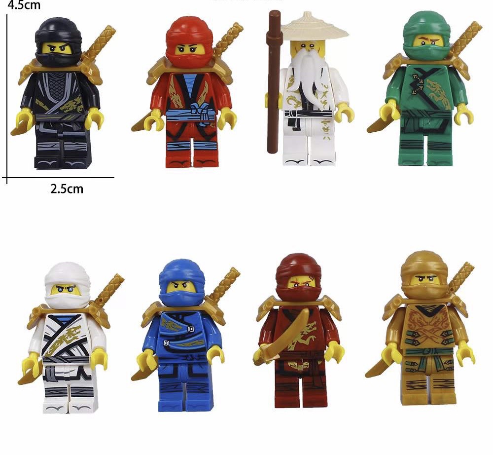 ชุดรูปปั้นนินจาพลาสติก 8 ชิ้น