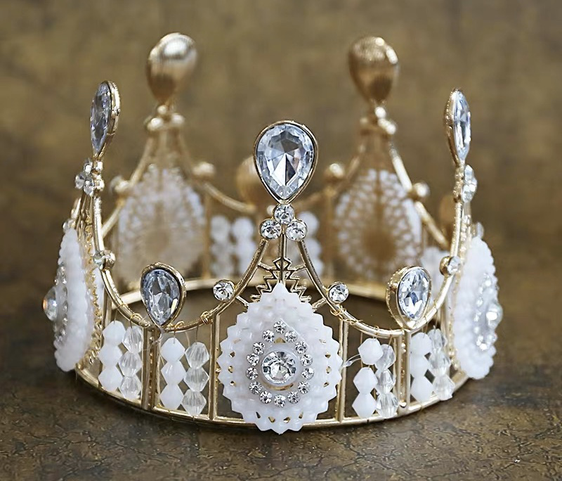 มงกุฎทรงกลม (พลาสติก)