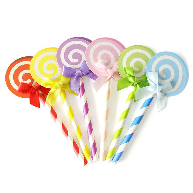 ชุดอมยิ้ม