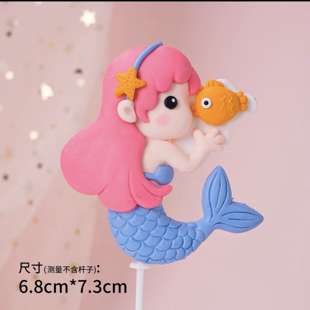 รูปปั้นนางเงือกซิลิโคนยืน