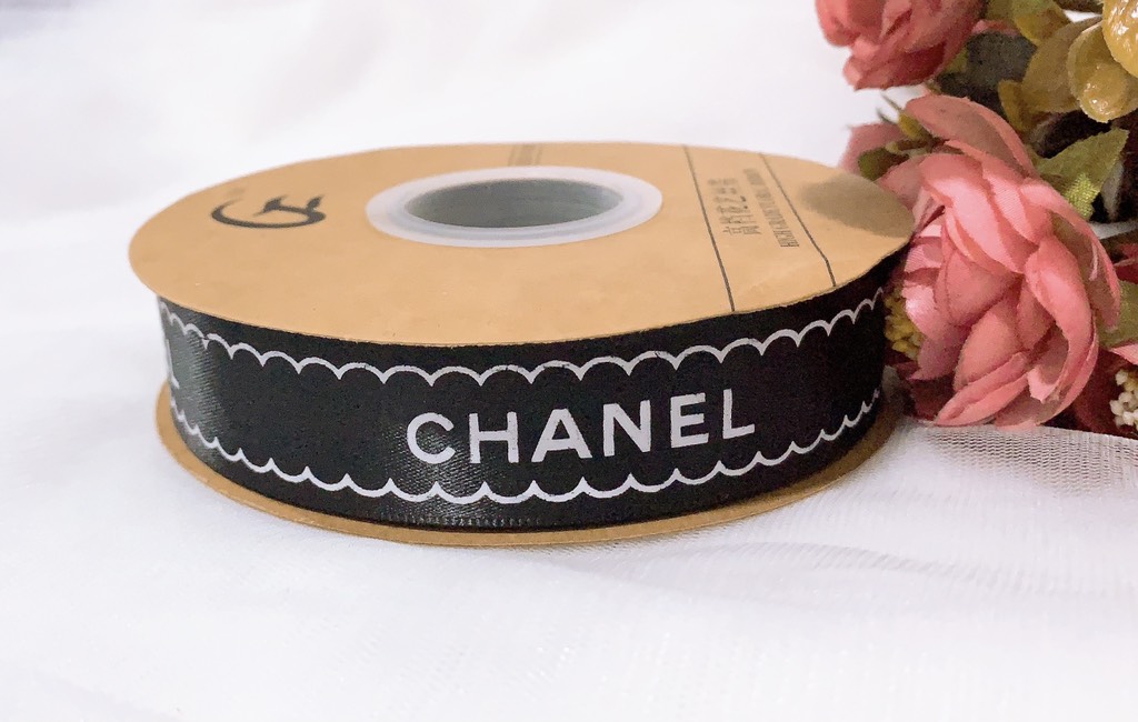 ริบบิ้น Chanel 2.5 cm x 50m มีขอบหยัก - สีดำ