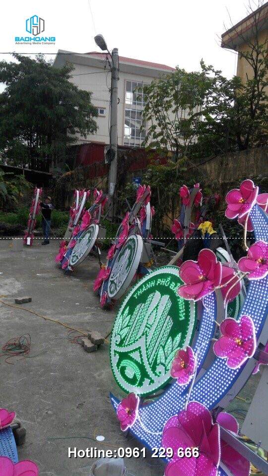 Trang trí led cột điện