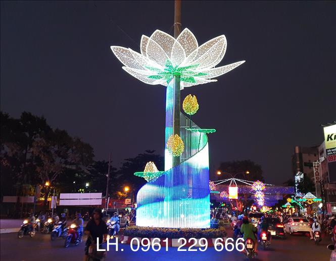 Trang trí vòng xuyến giao thông