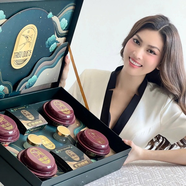 NGUYỆT TRIỀU THƯỢNG UYỂN -  Hộp Cao Cấp Yến Tự Sôi 140ml, Soup Yến ăn liền 140ml & Hũ Yến Chưng Sẵn 70ml
