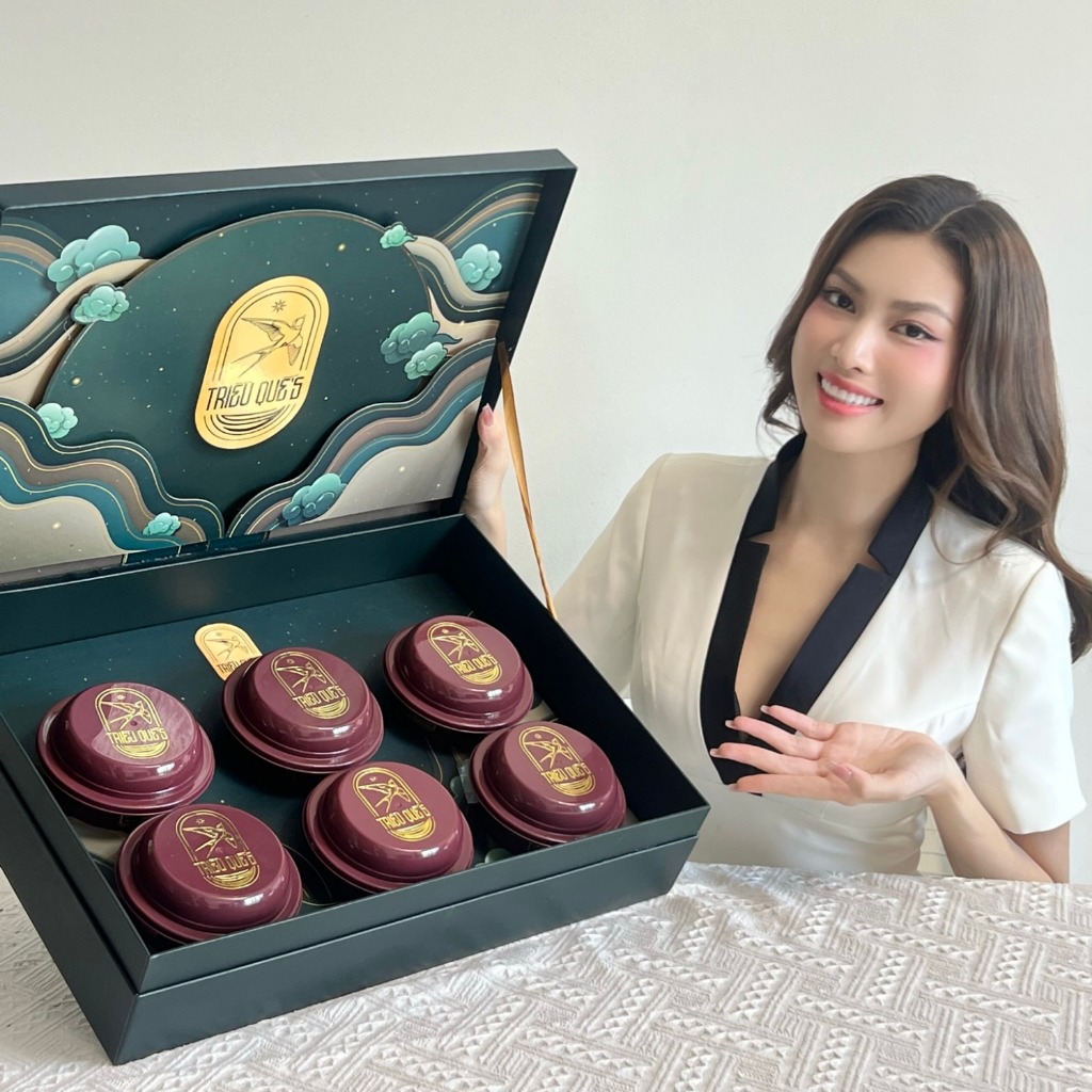 NGỰ YẾN THỊNH VƯỢNG -  Hộp Cao Cấp 6 Chén Yến Tự Sôi 140ml