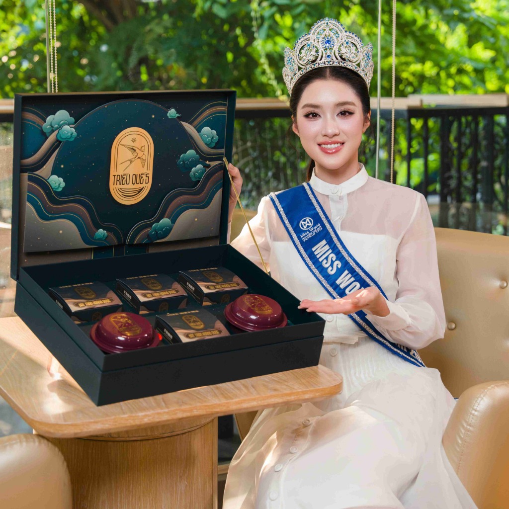 SET KIM YẾN NGỰ TÂM - 2 Chén Tự Sôi, 4 Chén Soup Yến Ăn Liền