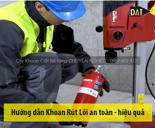 Lắp mũi khoan vào máy khoan rút lõi chuyên dụng