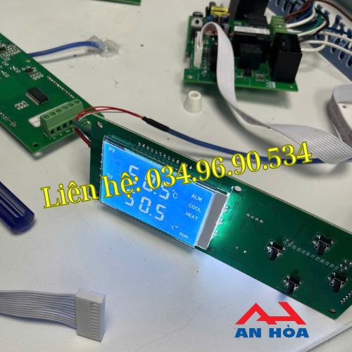 THAY MÀN HÌNH LCD ĐIỀU KHIỂN TỦ ẤM LẠNH MJX-250BIII CỦA HÃNG TAISITE