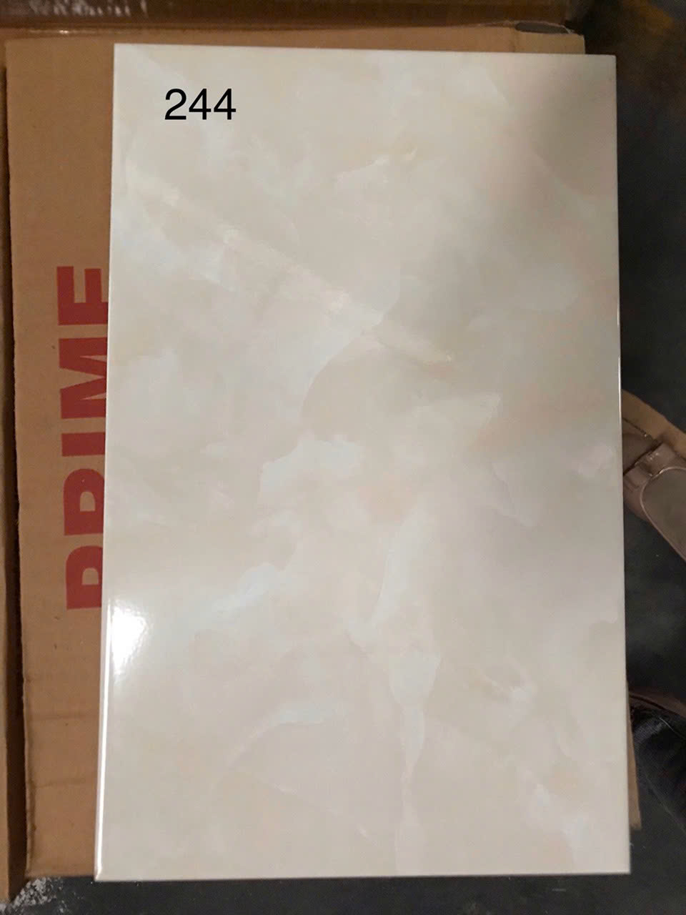 Gạch lát Prime 25x40 244 (Kem vàng nhạt)