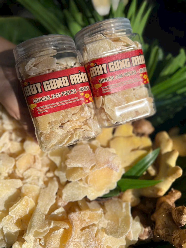 MỨT GỪNG MIẾNG DẺO
