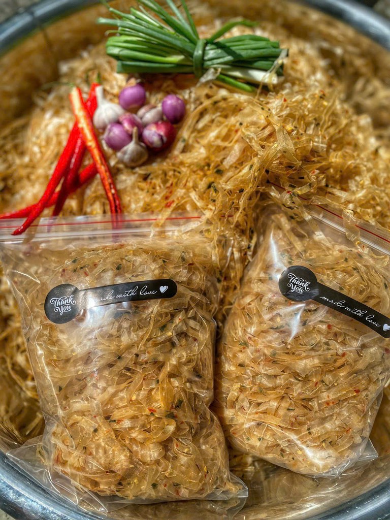 SỢI BÁNH TRÁNG DẺO HÀNH MUỐI ỚT