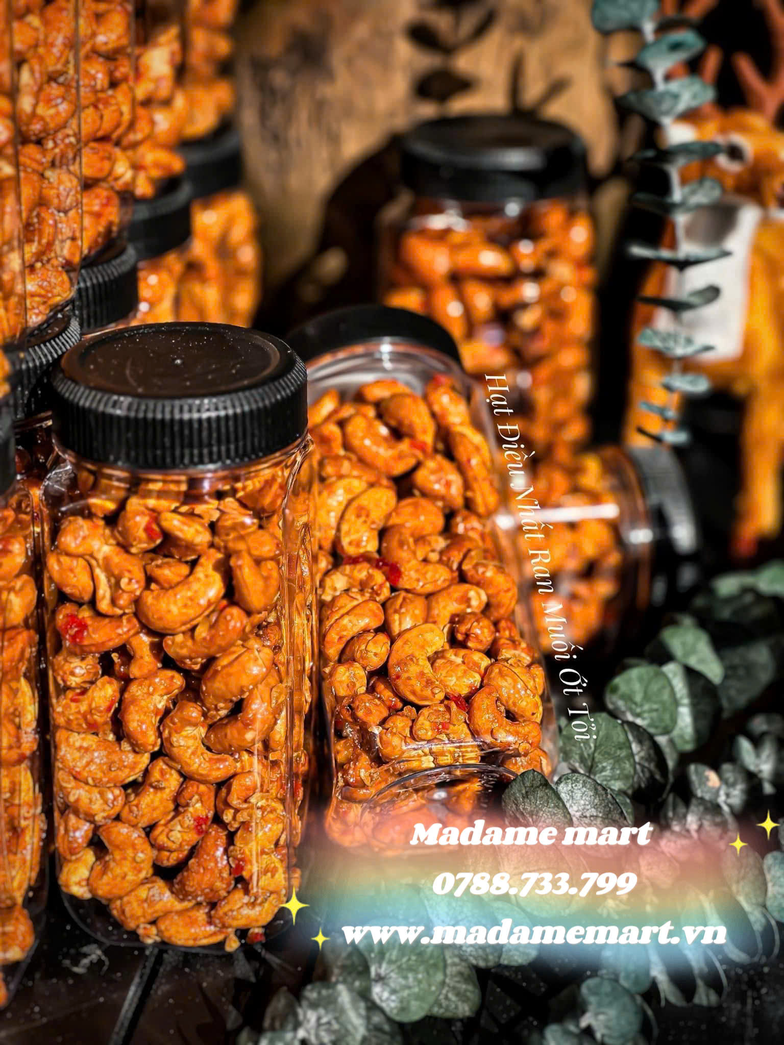 HẠT ĐIỀU NHẤT RANG MUỐI ỚT TỎI (Hũ 250G)