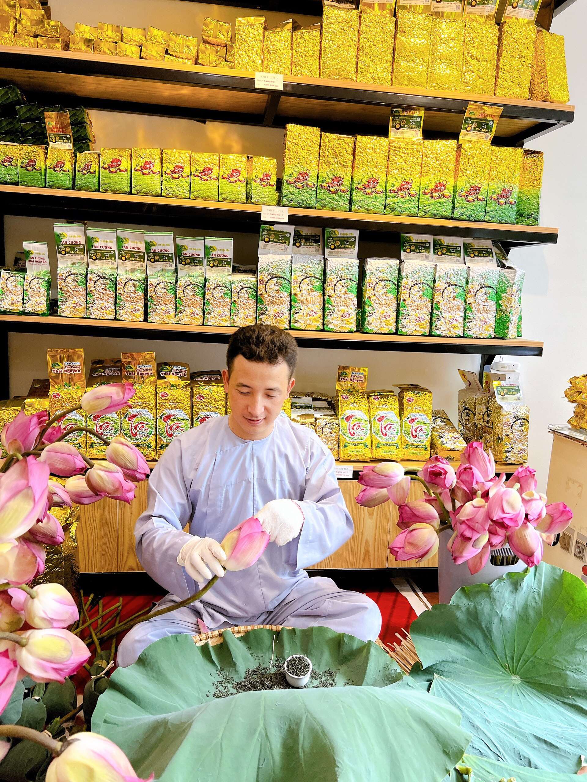 CÂU CHUYỆN SẢN PHẨM - TRÀ SEN ANH THỊ