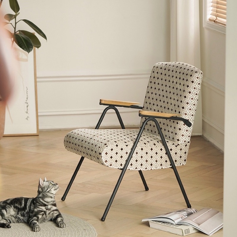 𝐑𝐢𝐜𝐡𝐚𝐫𝐝 𝐑𝐡𝐨𝐦𝐛𝐮𝐬 𝐂𝐡𝐚𝐢𝐫 - Ghế sofa đơn cao cấp